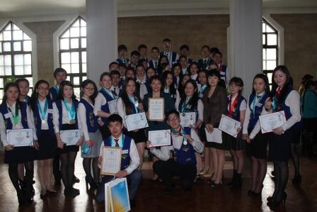 Итоги участия команды Восточно-Казахстанской области в республиканском конкурсе  научных проектов по общеобразовательным предметам 2013 года