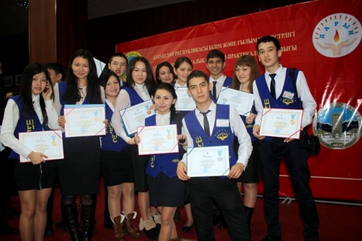 Итоги участия школьников ВКО в IІI Международном конкурсе исследовательских работ школьников по математике, механике и экономике имени У.Джолдасбекова