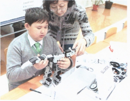 Прошел первый конкурс по робототехнике Прошел первый конкурс по робототехнике