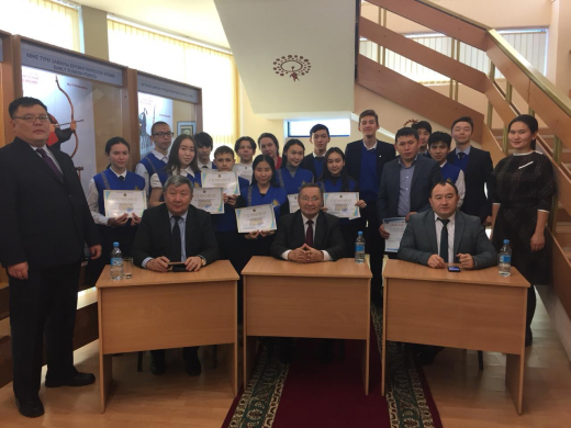 Ученые-археологи провели мастер-класс для школьников ВКО