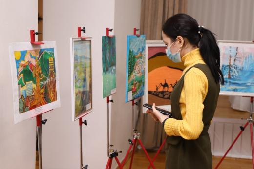 Итоги областной выставки-конкурса художественного и декоративно-прикладного детского творчества «Цвети мой, Казахстан» посвященной Независимости Республики Казахстан Итоги областной выставки-конкурса художественного и декоративно-прикладного детского творчества «Цвети мой, Казахстан» посвященной Независимости Республики Казахстан